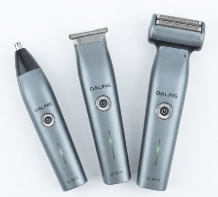 Daling DL-9218 3-in-1 Men's Grooming Kit in Pakistan.