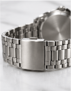 Citizen Quartz Watch for Men in Pakistan